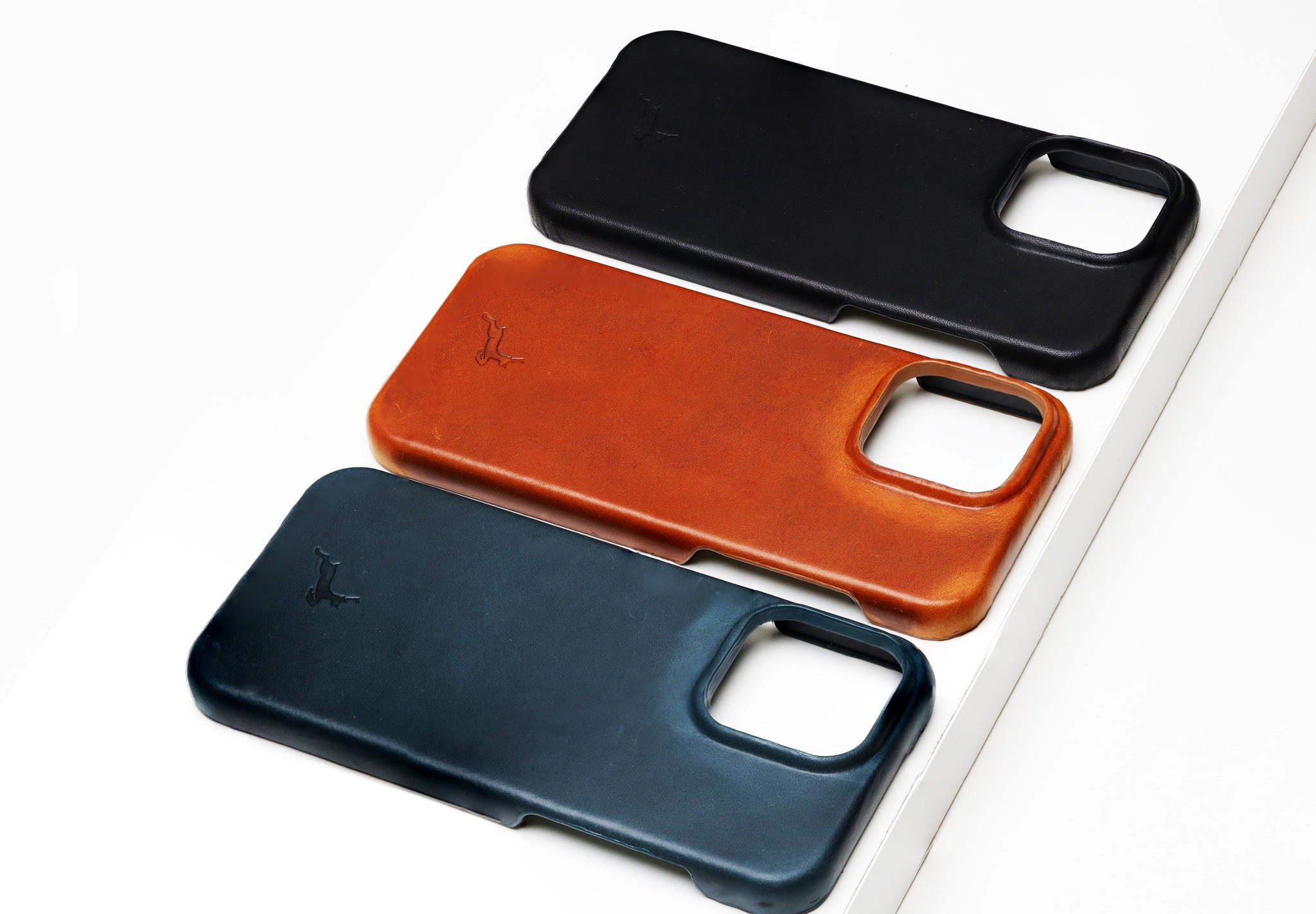 How to Clean a Leather Phone Case - The Definitive Guide