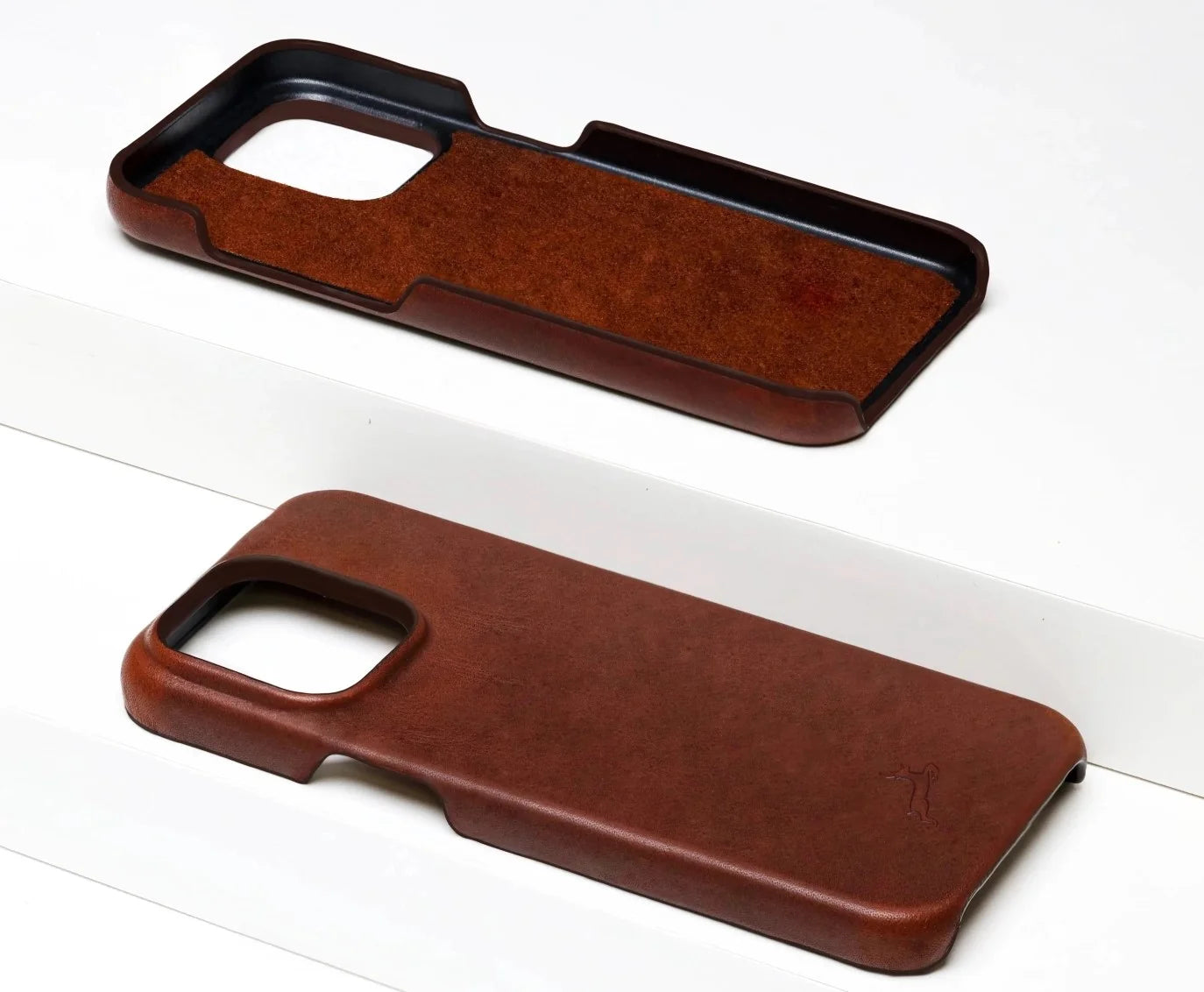 Leather case for iPhone 15 Pro Max displayed front and back on a table.