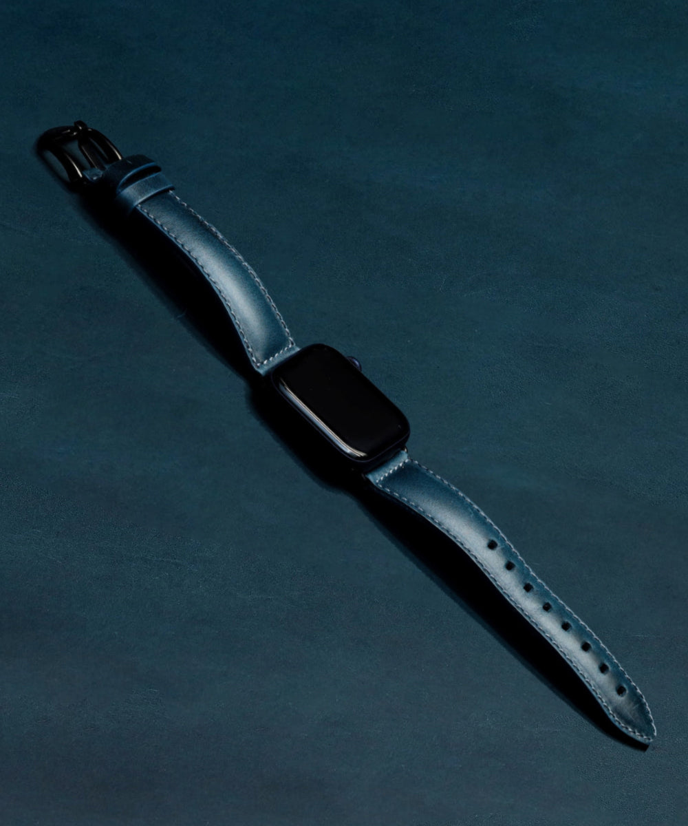 Displaying Lapis Color Apple Watch Strap